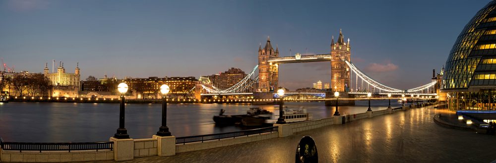 Panoramic of Tower Bridge